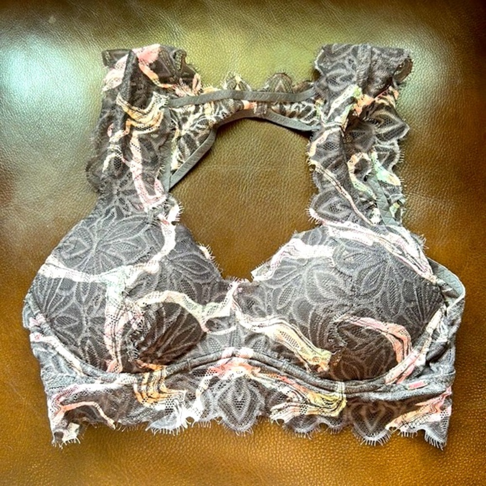 PINK Victoria’s Secret Multicolored Lace Padded Underwire Bralette